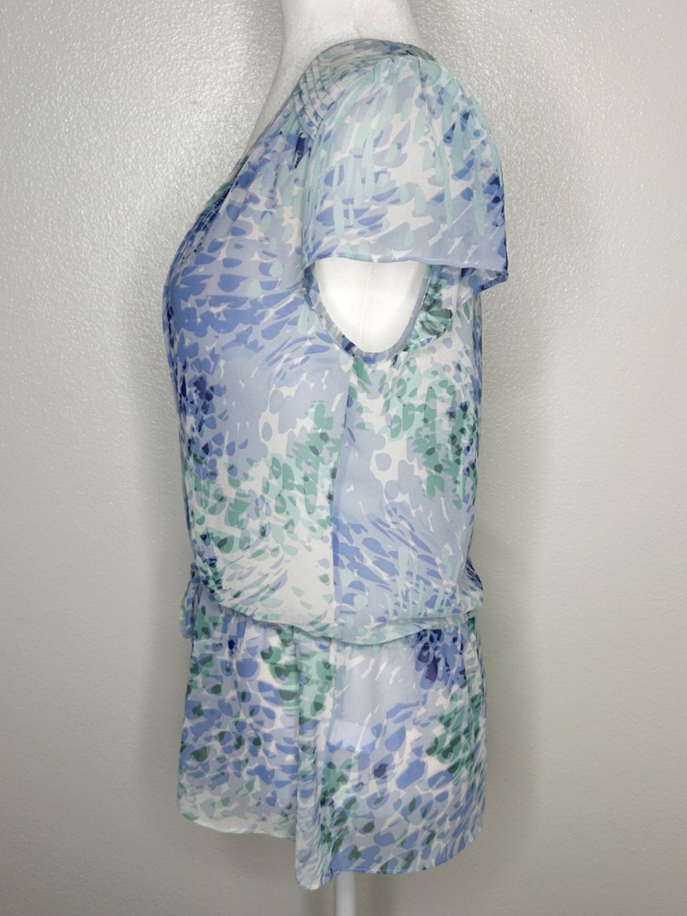 Banana Republic Womens Blue Patterned Sheer V-Neck Tie-Waist Top Blouse Size M - Picture 4 of 9